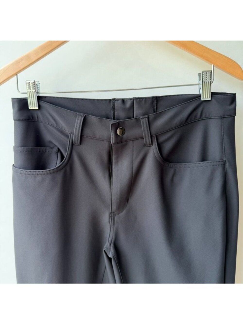 State & Liberty Athletic Fit Stretch Chino Pants , Black Men's Size 31 K65 - Picture 4 of 11